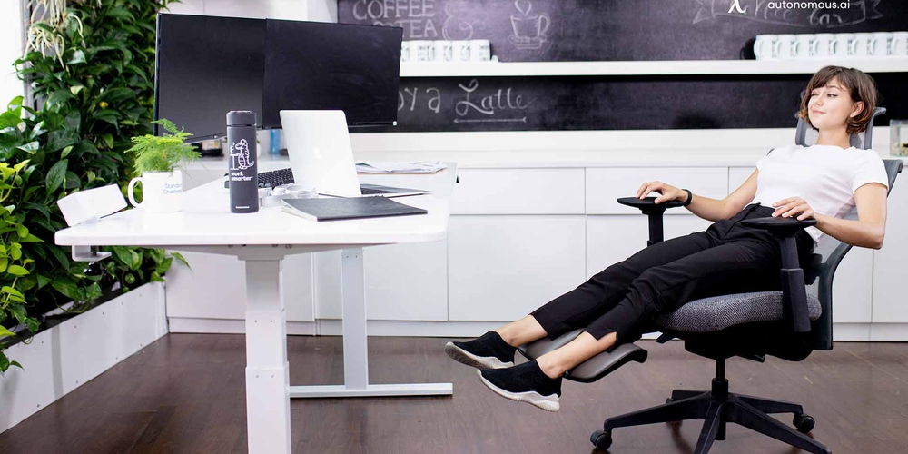 15 Reclining Desk Chairs with Footrest: Why You Should Have One?
