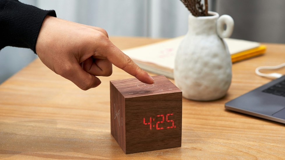 Gingko Design Cube Plus Clock - Autonomous.ai
