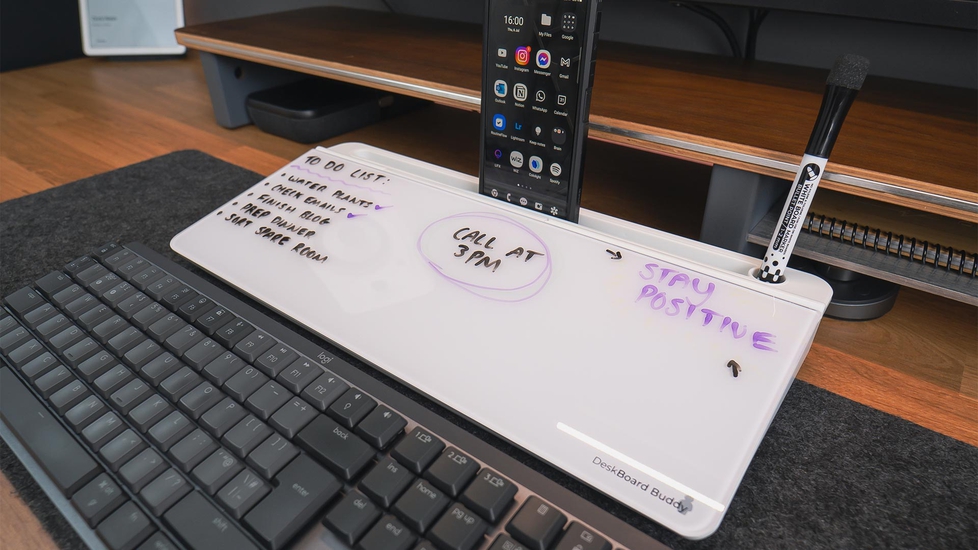 Desktop Whiteboard – Modern Office Accessory and Desktop Organizer –  DeskBoard Buddy