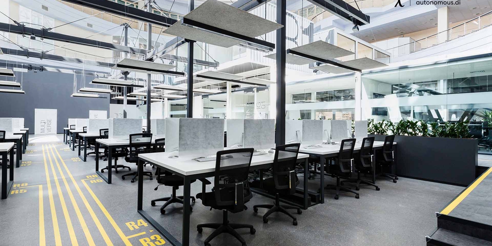 20 Large Adjustable Desks for Big Size Office of 2023