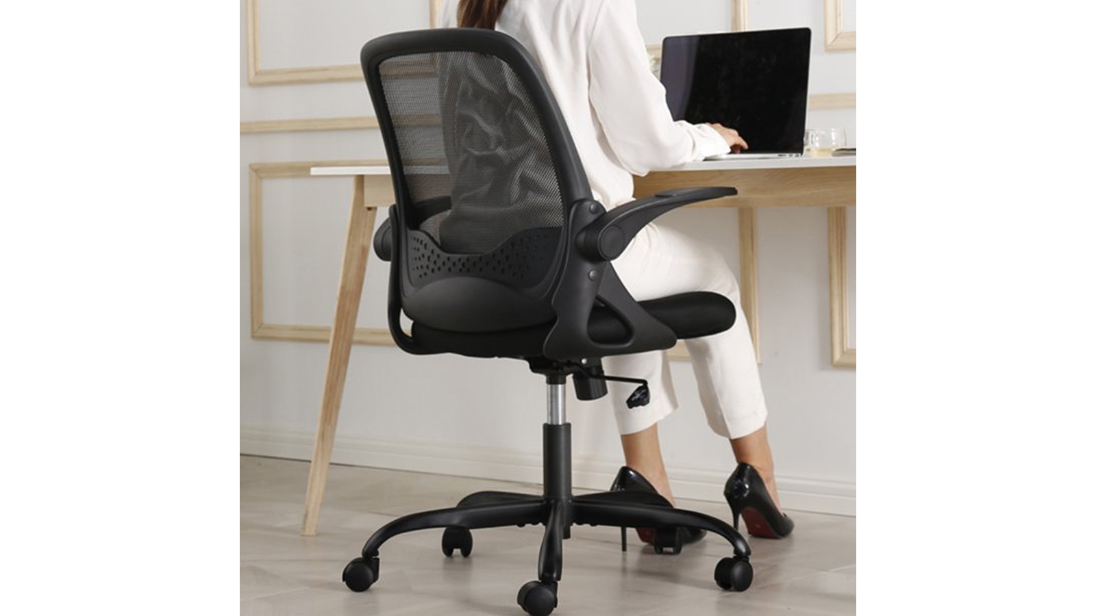 KERDOM Breathable Mesh Ergonomic Office Chair Black/White