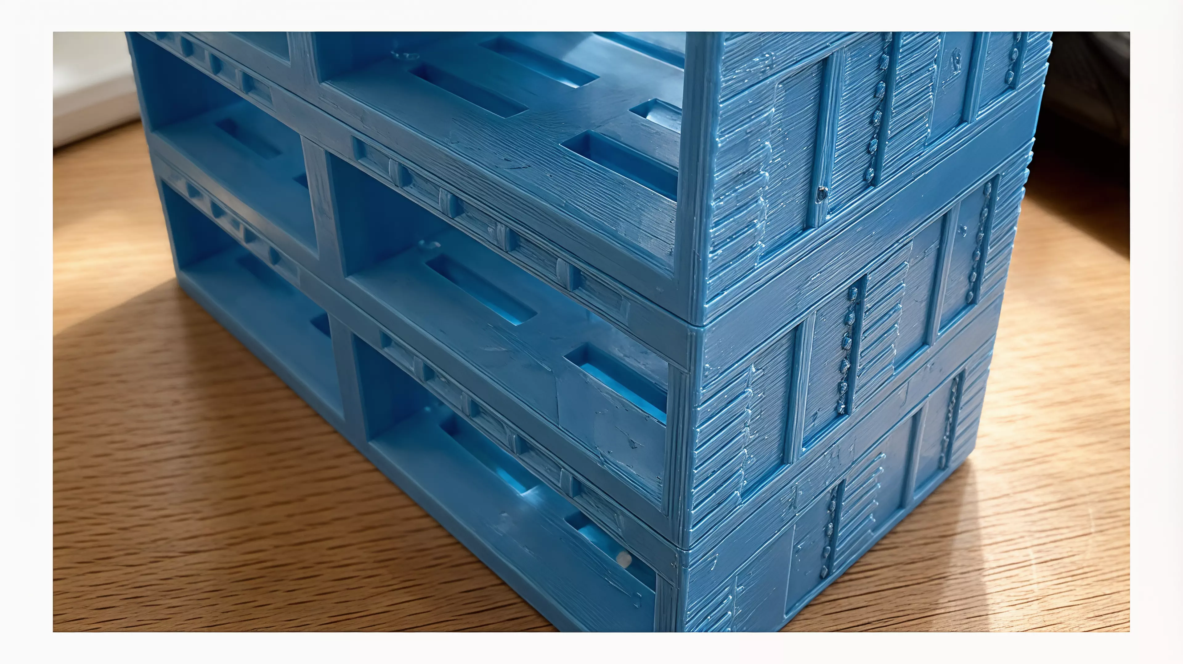 A 3-tier, 6-node modular factory-building stand for DGX Spark nodes (336 × 160 × 286.5 mm assembled), split into support-free FDM parts ≤ 168 × 160 × 61.5 mm, with a detachable 4-chimney Crown.