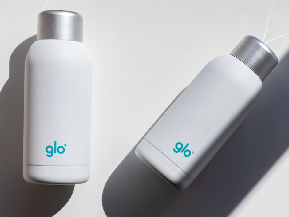 GLO UV bottle: Self-cleaning