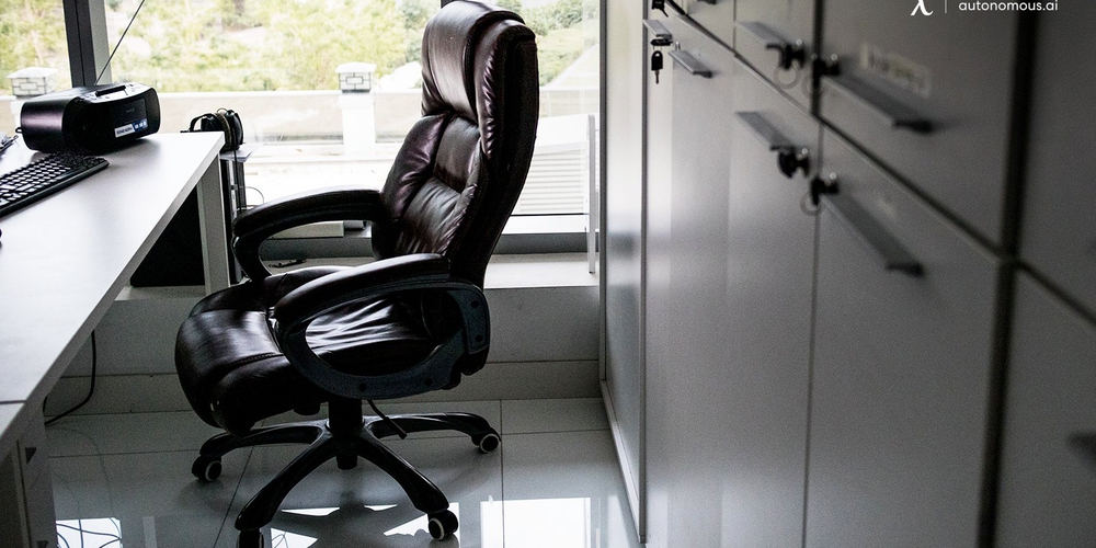 How Long Should an Office Chair Last Before Needing Replacement?