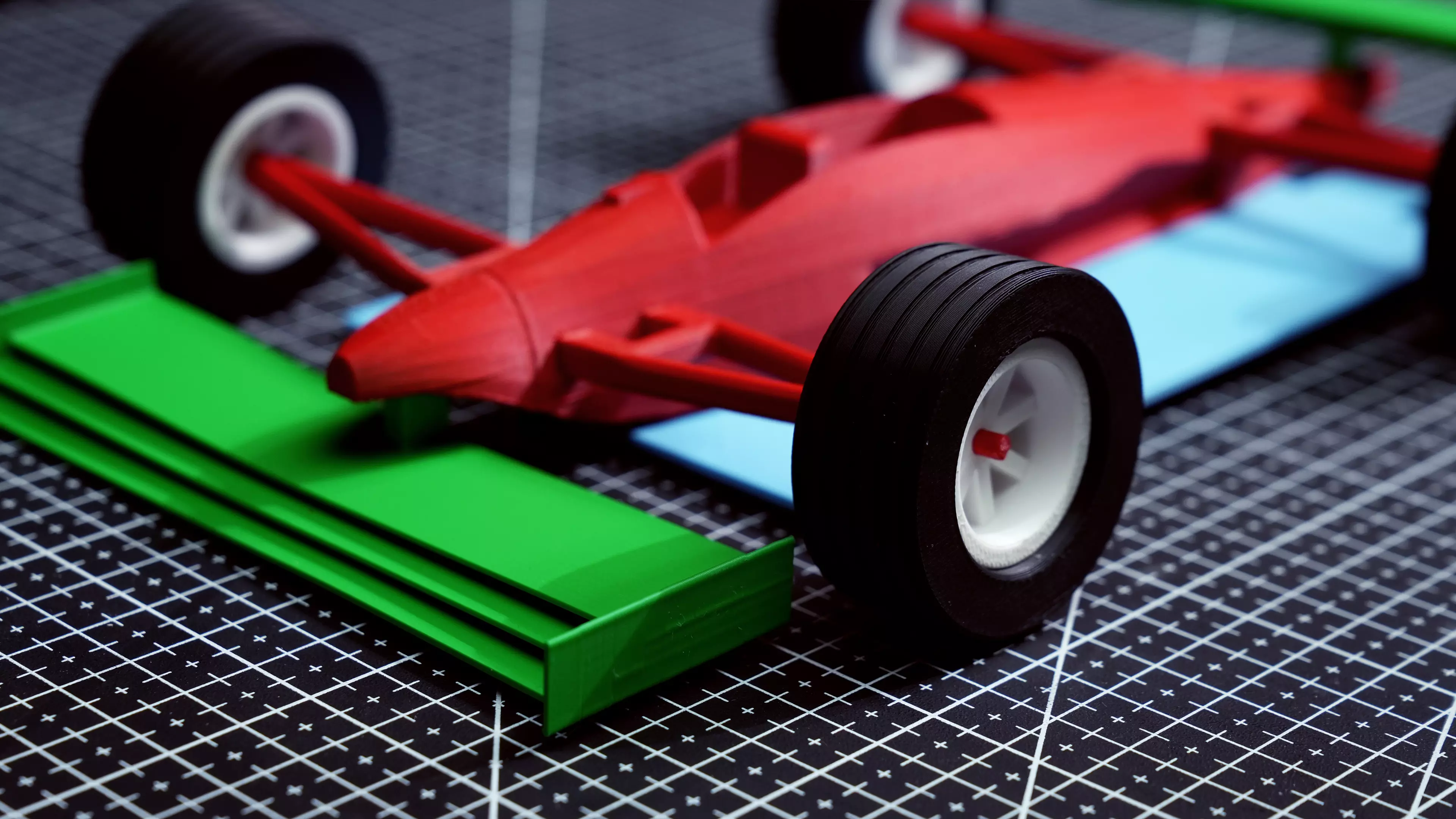 F1 Car, printed: photo 1 of 5