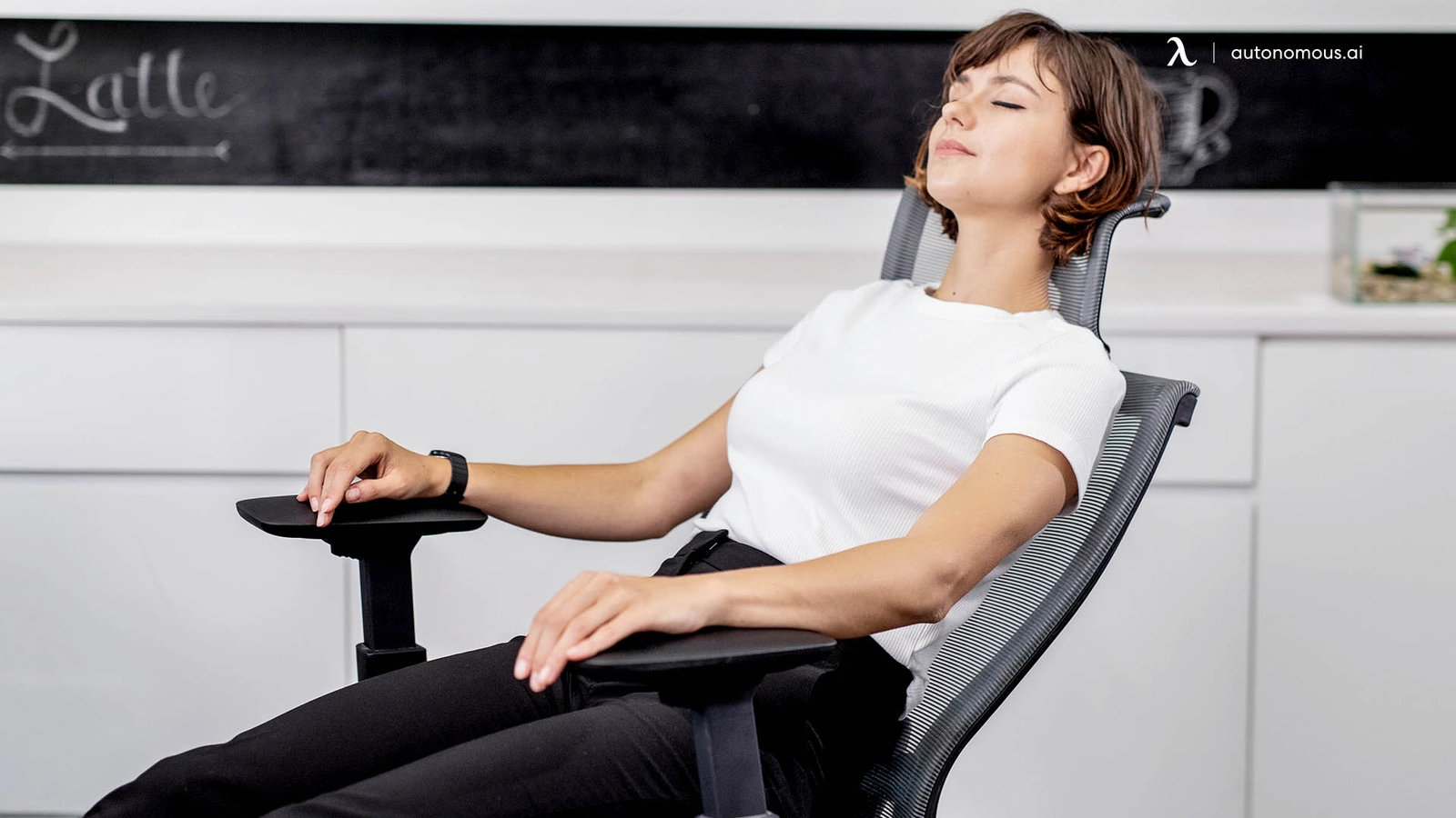 The Ergonomic Benefits of Chair Armrest