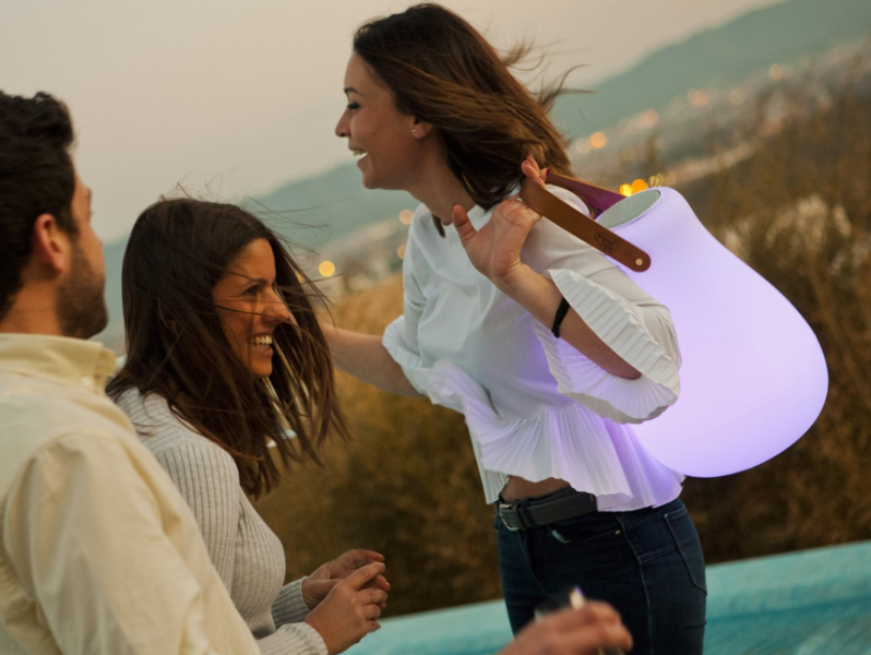 NEWGARDEN Outdoor Cordless LED Kurby Light Music Speaker: Seamless Bluetooth Connectivity