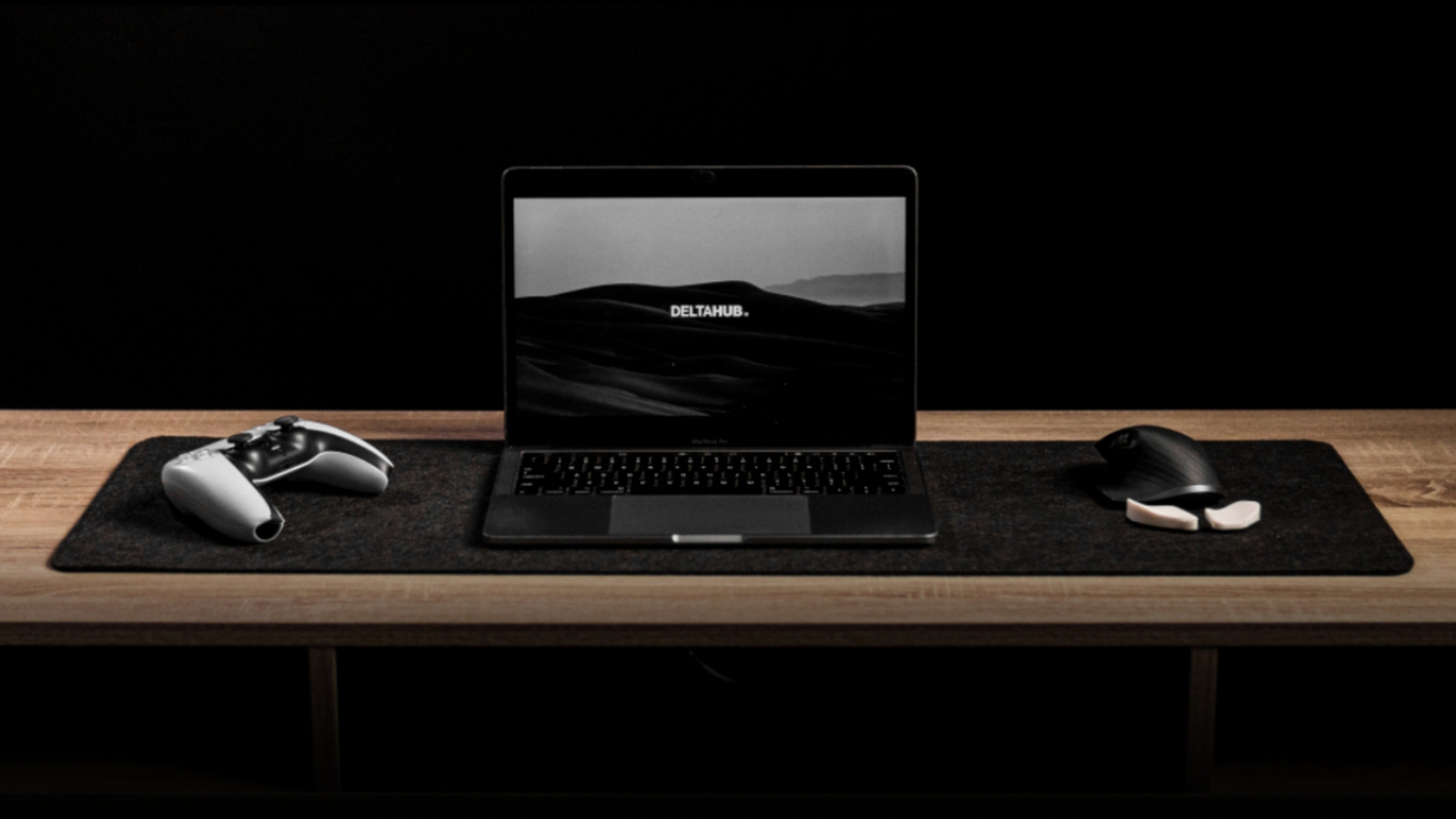 DeltaHub Minimalistic Desk Pad AntiSlip Desk Pad S/M/L