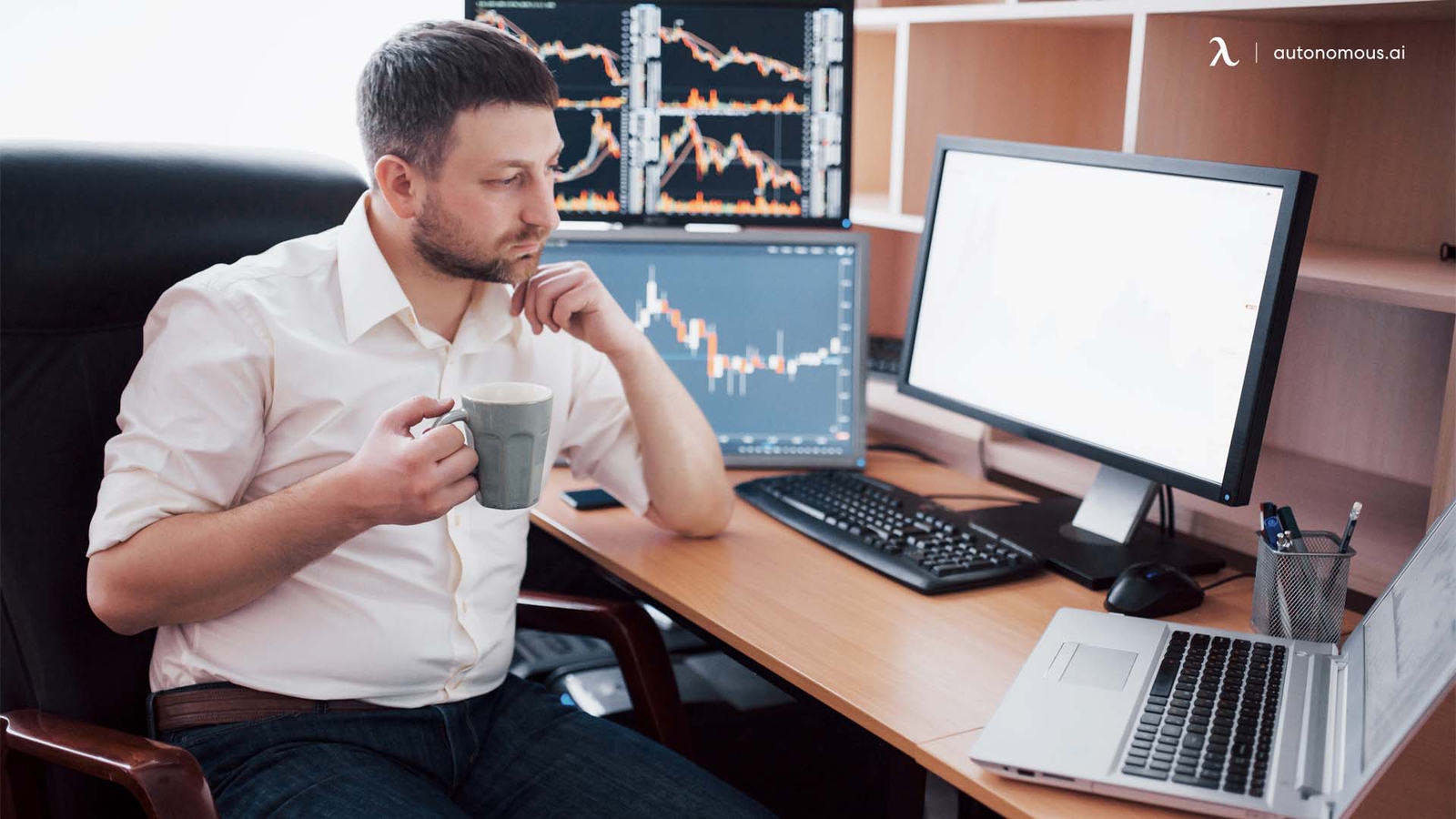 5 Steps to Build the Perfect Trading Desk Setup