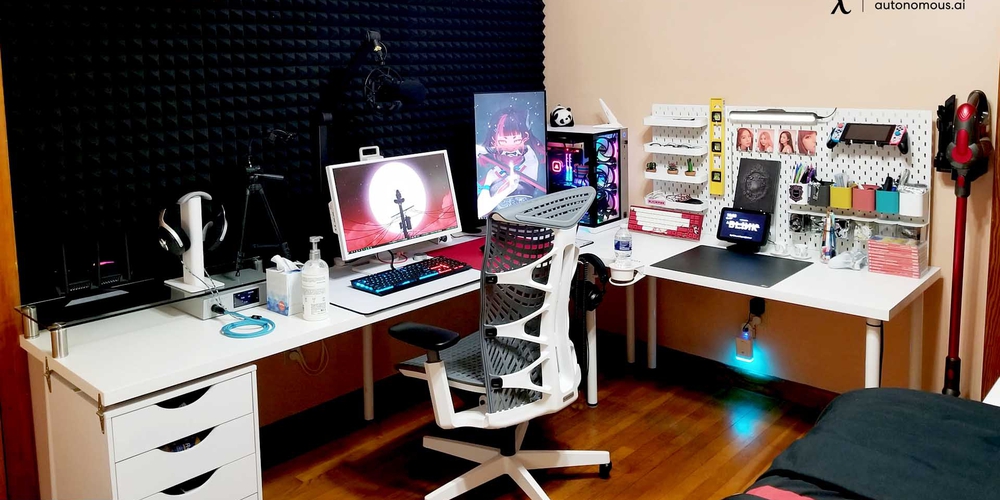 Generate a Productive Workspace With a White Corner Desk in Canada