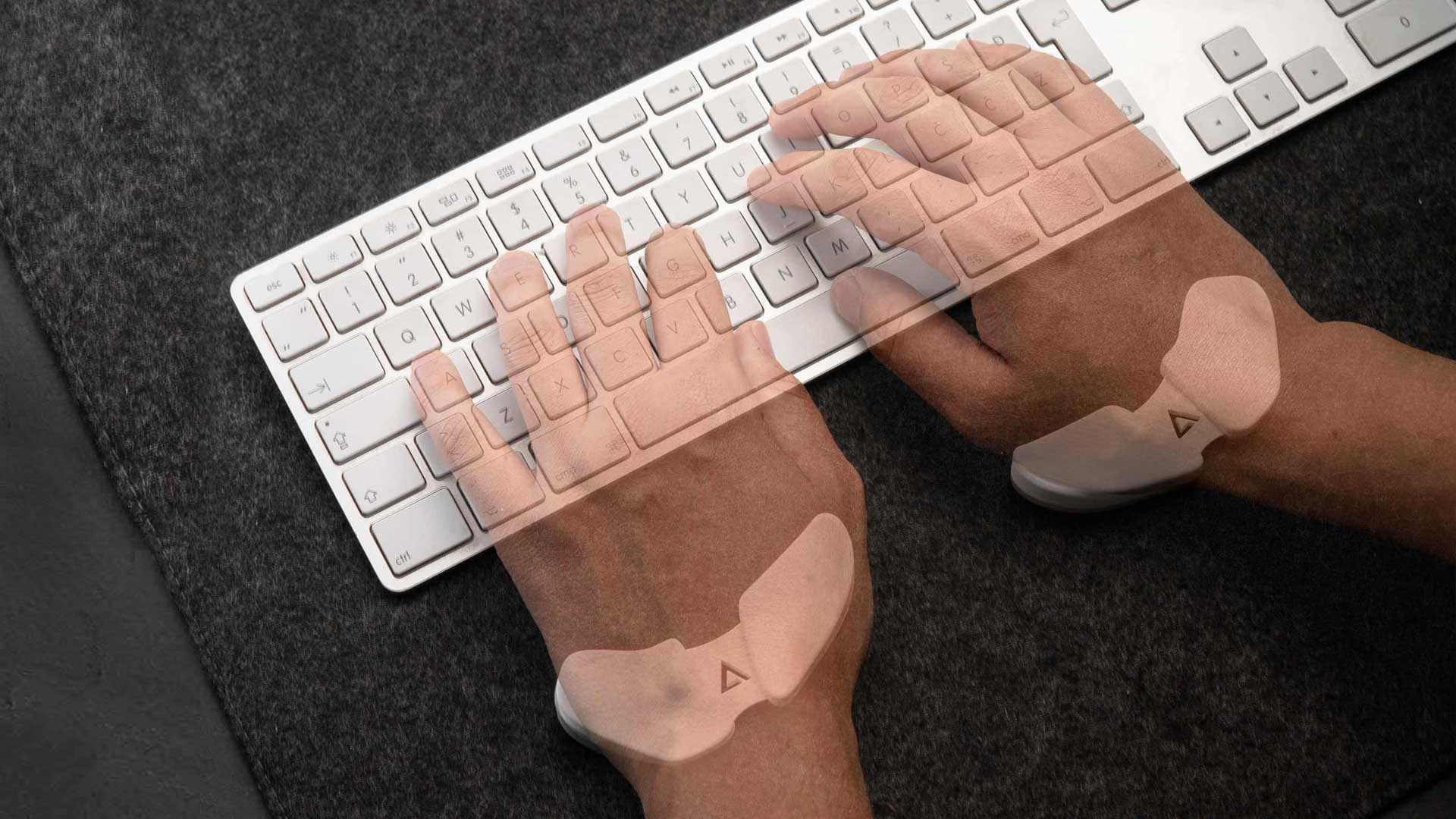 DeltaHub Minimalistic Desk Pad - Anti-Slip Desk Pad S/M/L